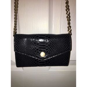 Crossbody purse